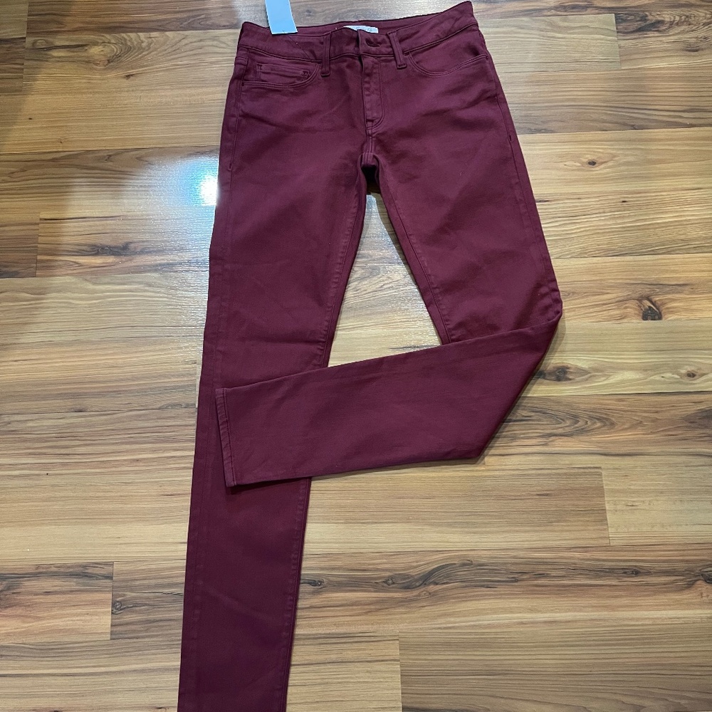 Mavi Red pants